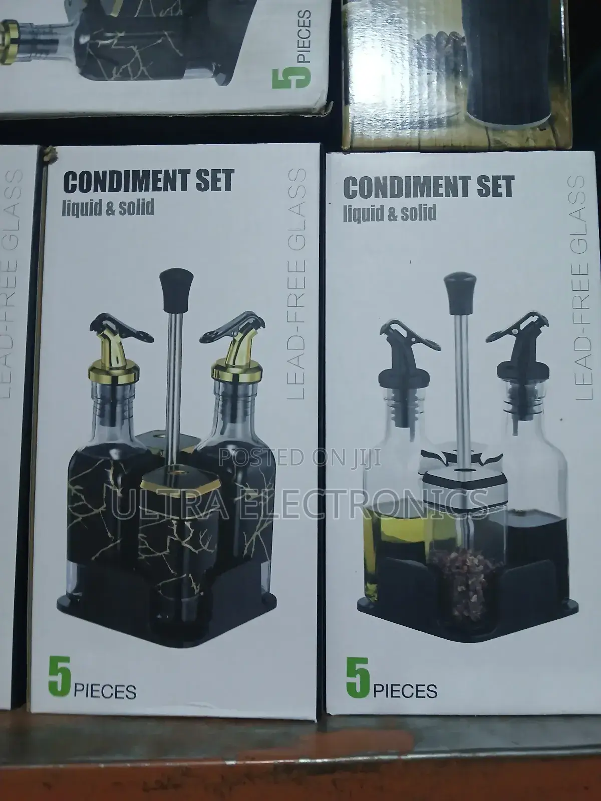 5-Piece Kitchen Condiment Set Designed for Both Liquid and Solid Seaso