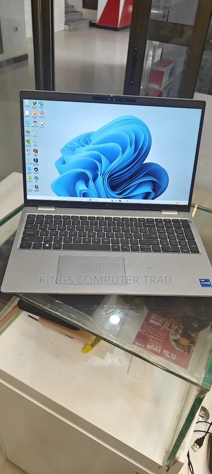 New Laptop Dell Precision 5540 8GB Intel Core i7 SSD 256GB