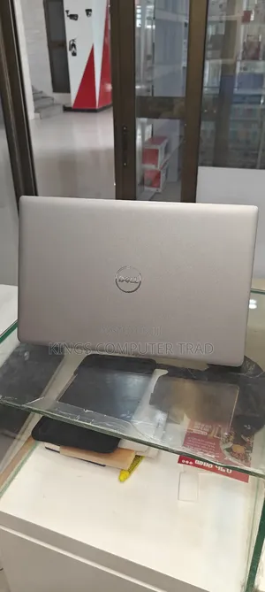 New Laptop Dell Precision 5540 8GB Intel Core i7 SSD 256GB