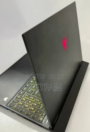 New Laptop Acer Predator Helios 300 32GB Intel Core Ultra 9 SSD 1T