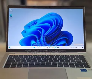 New Laptop HP EliteBook 830 G8 16GB Intel Core i5 SSD 512GB