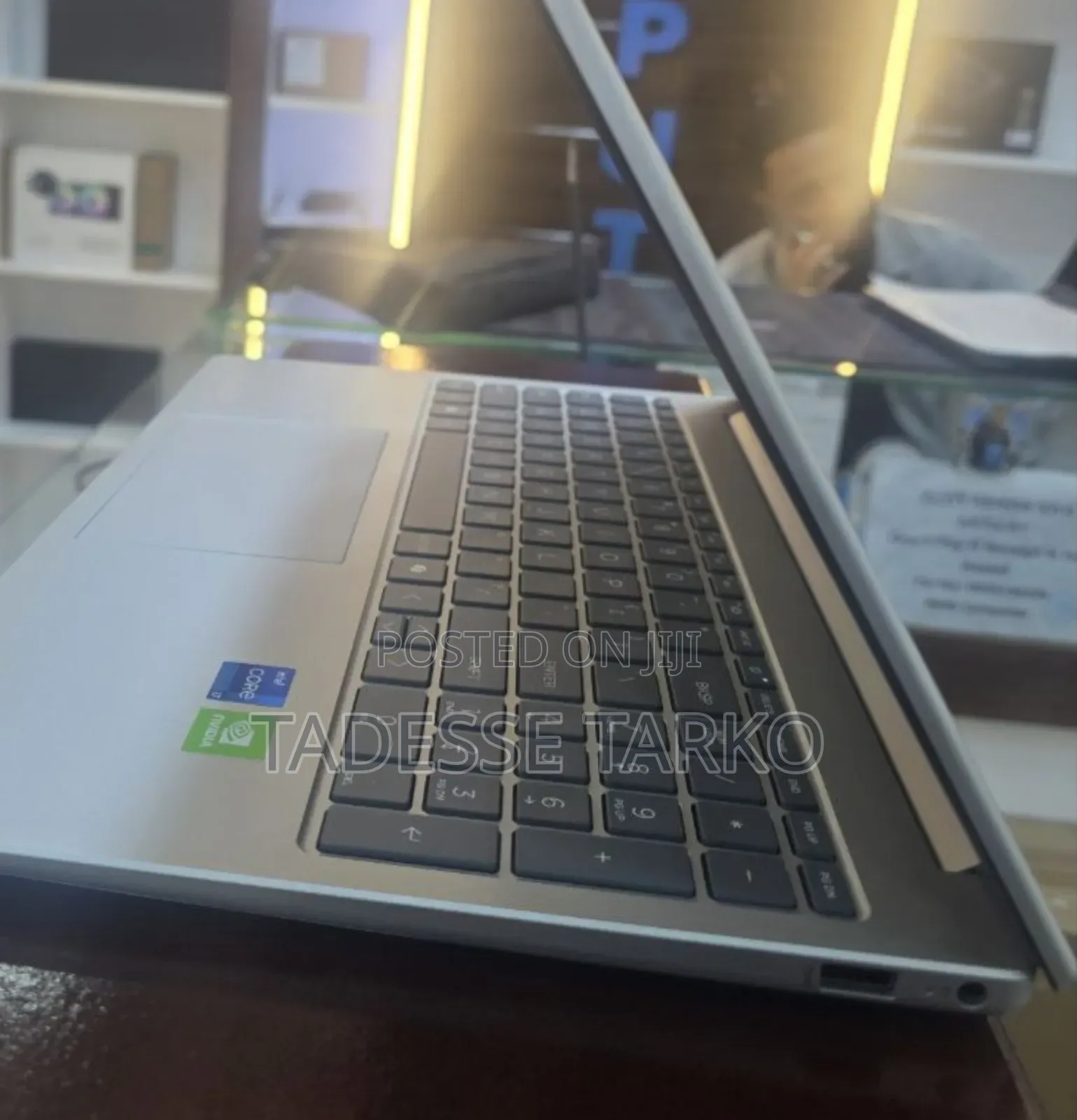 New Laptop HP Stream Notebook 8GB Intel Core i7 SSD 512GB