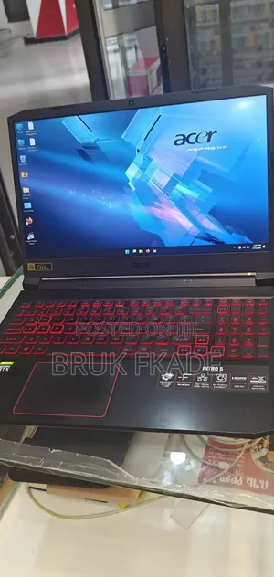 New Laptop Acer Nitro 5 8GB Intel Core i5 SSD 512GB