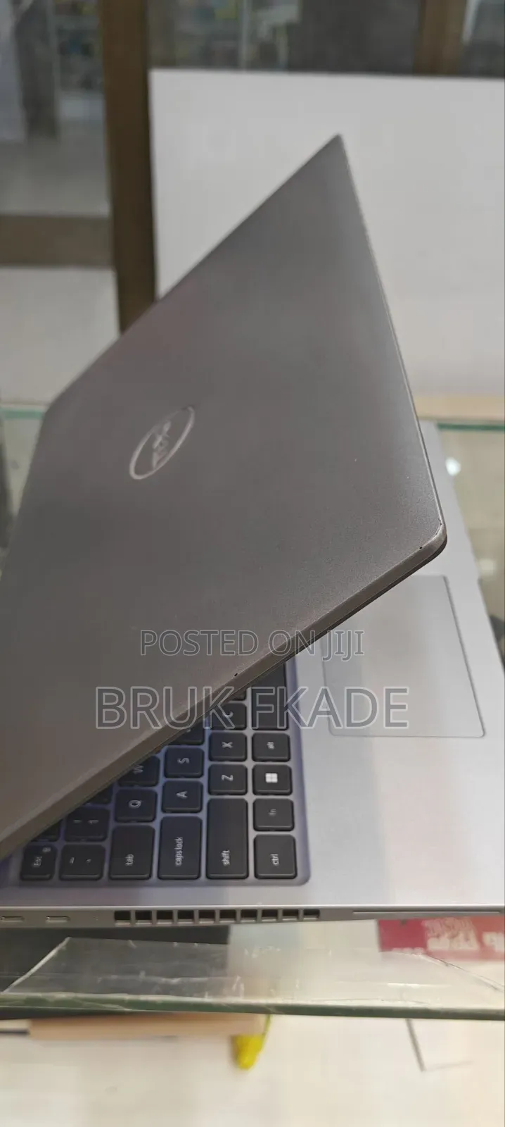 New Laptop Dell Latitude 5540 8GB Intel Core i7 SSD 256GB