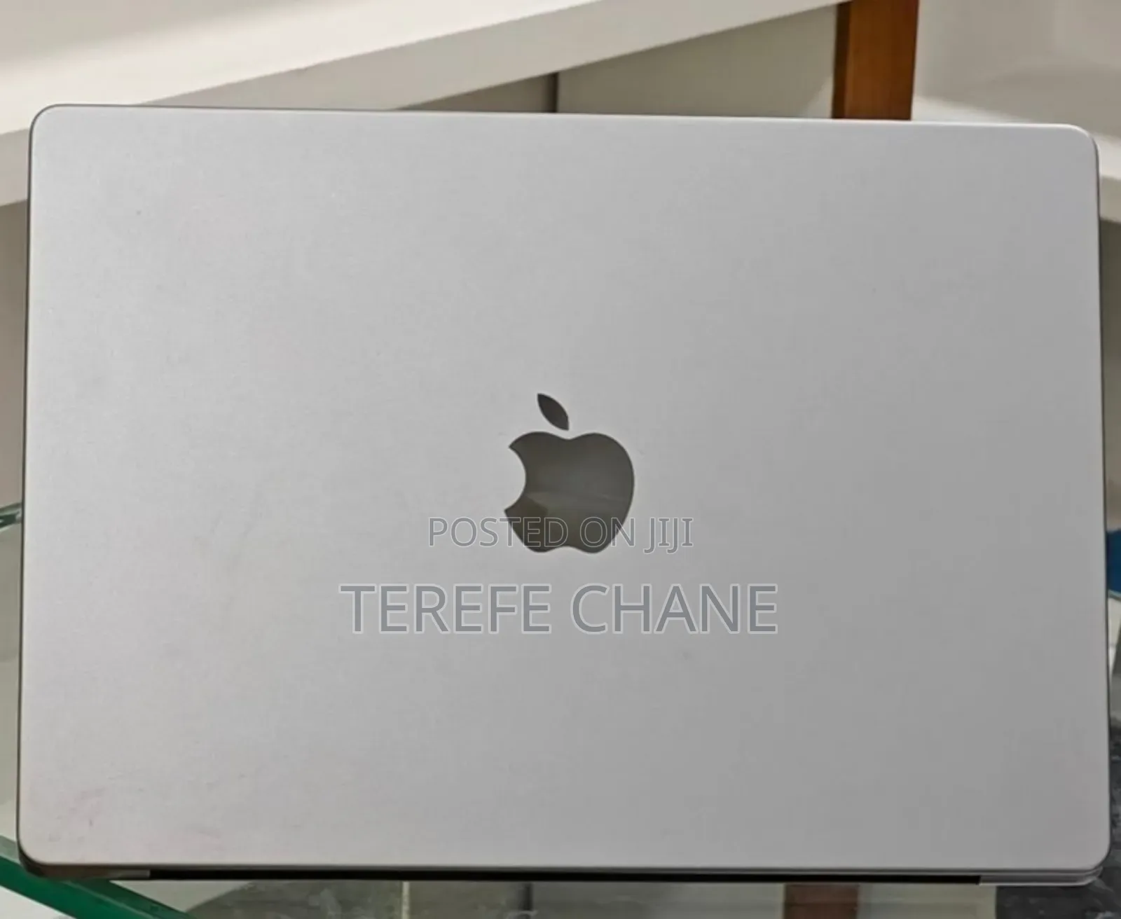 New Laptop Apple MacBook Pro 2023 M3 14-inch 8GB Apple M3 SSD 512GB