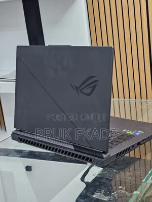 New Laptop Asus ROG Strix G16 G614 16GB Intel Core i7 SSD 1T