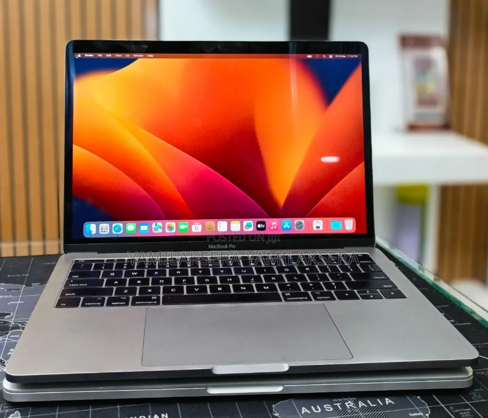 New Laptop Apple MacBook Pro 2017 8GB Intel Core i5 SSD 128GB