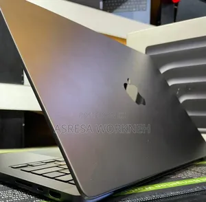 New Laptop Apple MacBook 48GB SSD 512GB