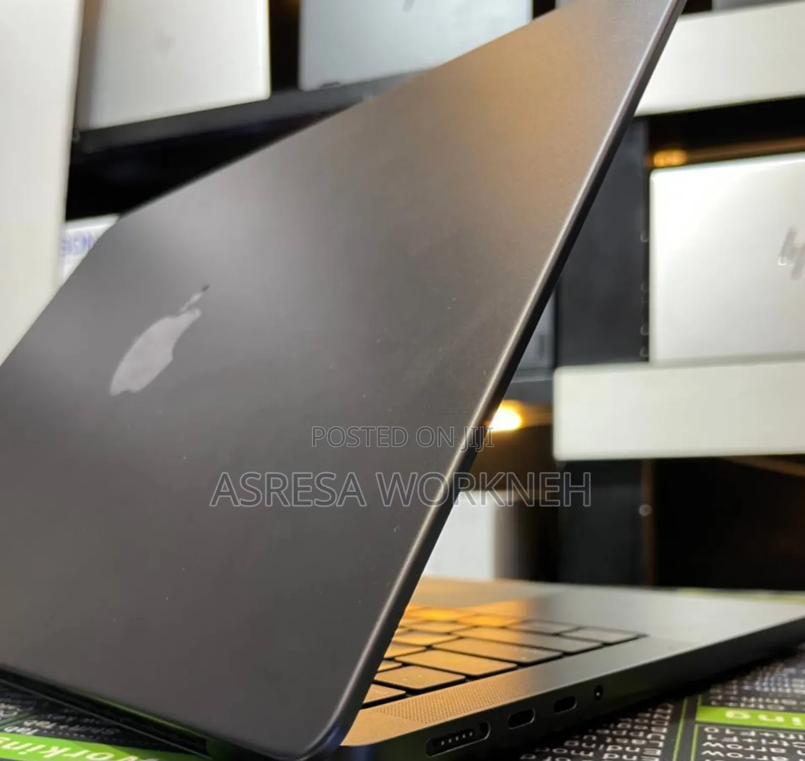 New Laptop Apple MacBook 48GB SSD 512GB