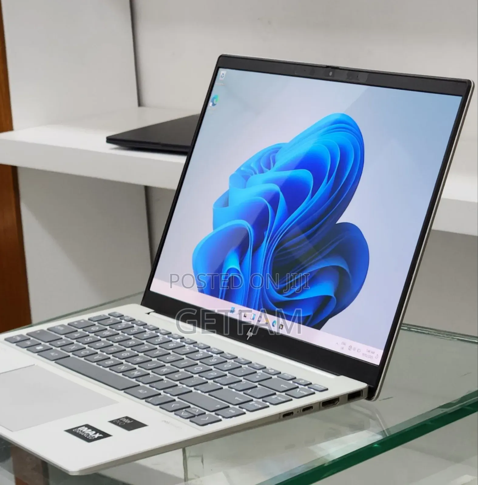 New Laptop HP Pavilion 15 16GB Intel Core i5 SSD 256GB