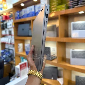 New Laptop Lenovo ThinkBook 13 16GB Intel Core i7 SSD 512GB