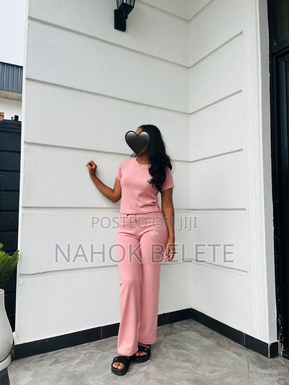 Alo + Comfort + Style in One Perfect 2-Piece.