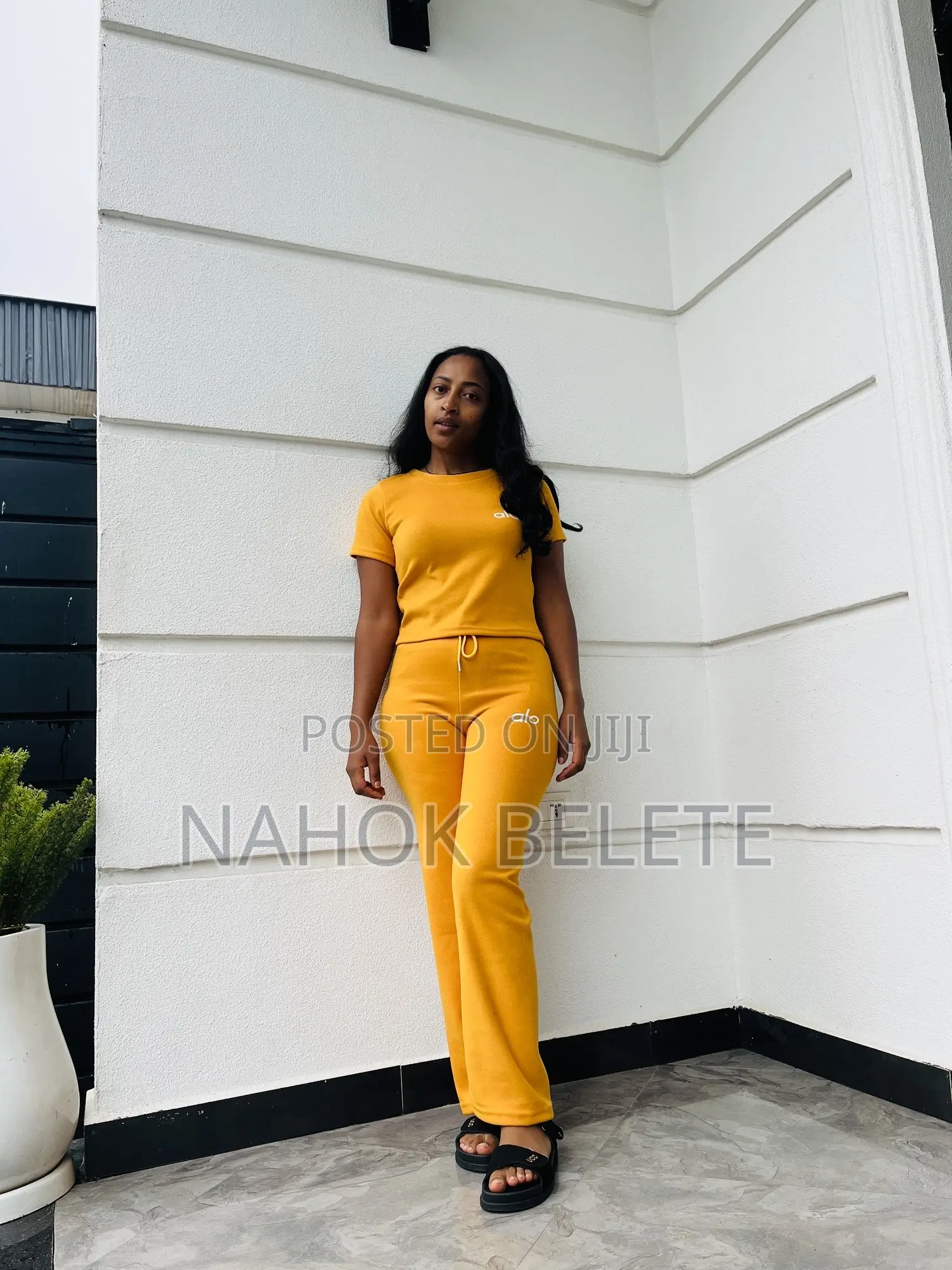 Alo + Comfort + Style in One Perfect 2-Piece.