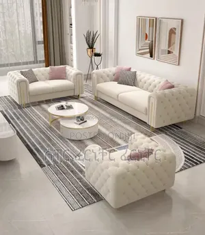 Classic Style Sofa
