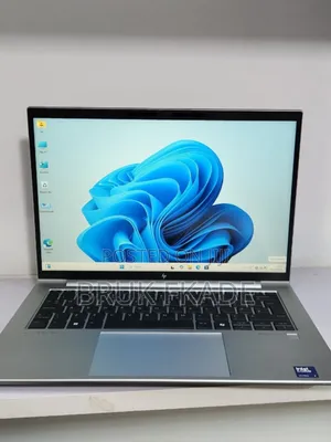 New Laptop HP EliteBook 840 16GB Intel Core Ultra 7 SSD 512GB