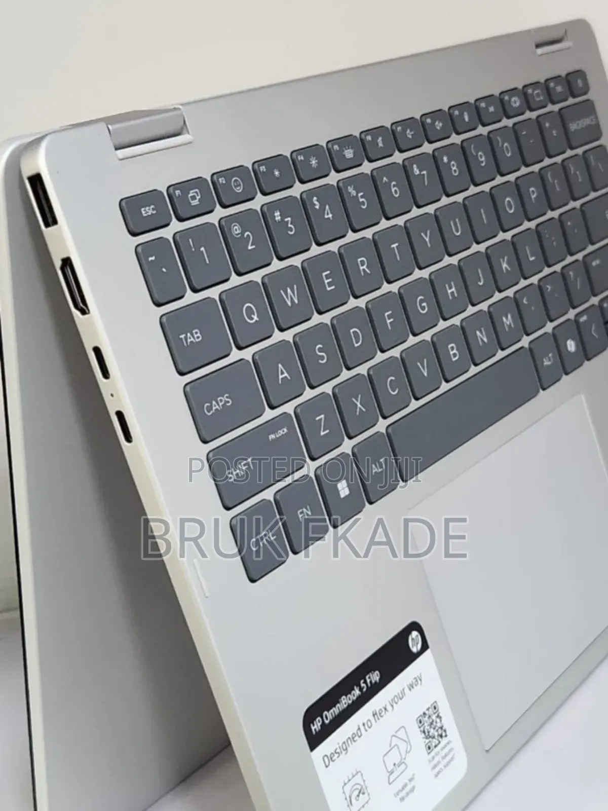 New Laptop HP OmniBook 5 14" 16GB Intel Core 7 SSD 512GB