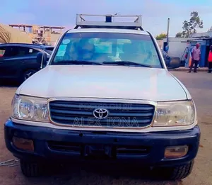 Toyota Land Cruiser 2003