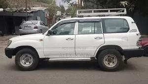 Toyota Land Cruiser 2003