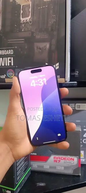 New Apple iPhone 16 128 GB Black