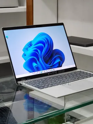New Laptop HP Pavilion 14 32GB Intel Core Ultra 7 SSD 512GB