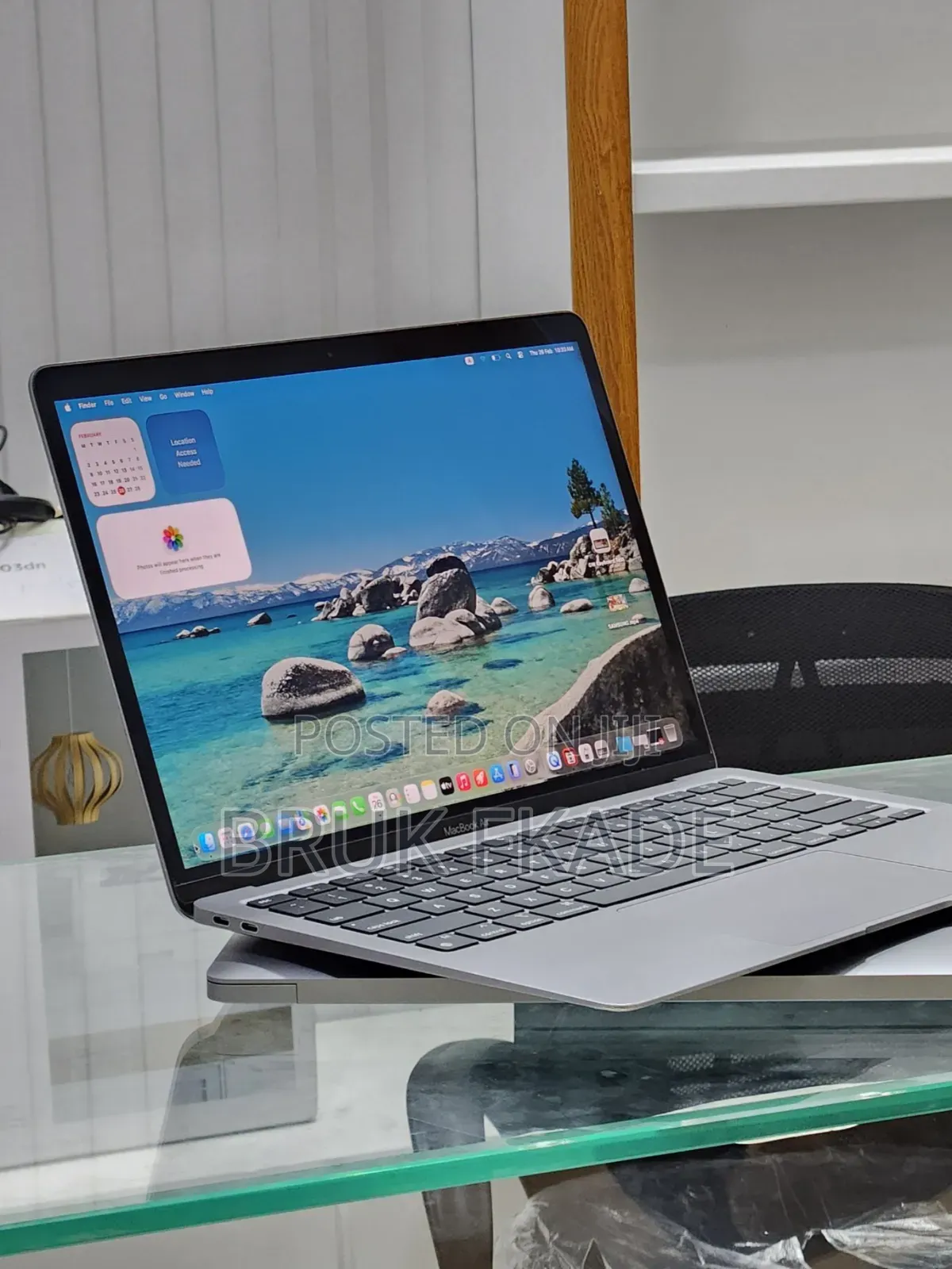 New Laptop Apple MacBook Air 2020 M1 8GB Apple M1 SSD 256GB