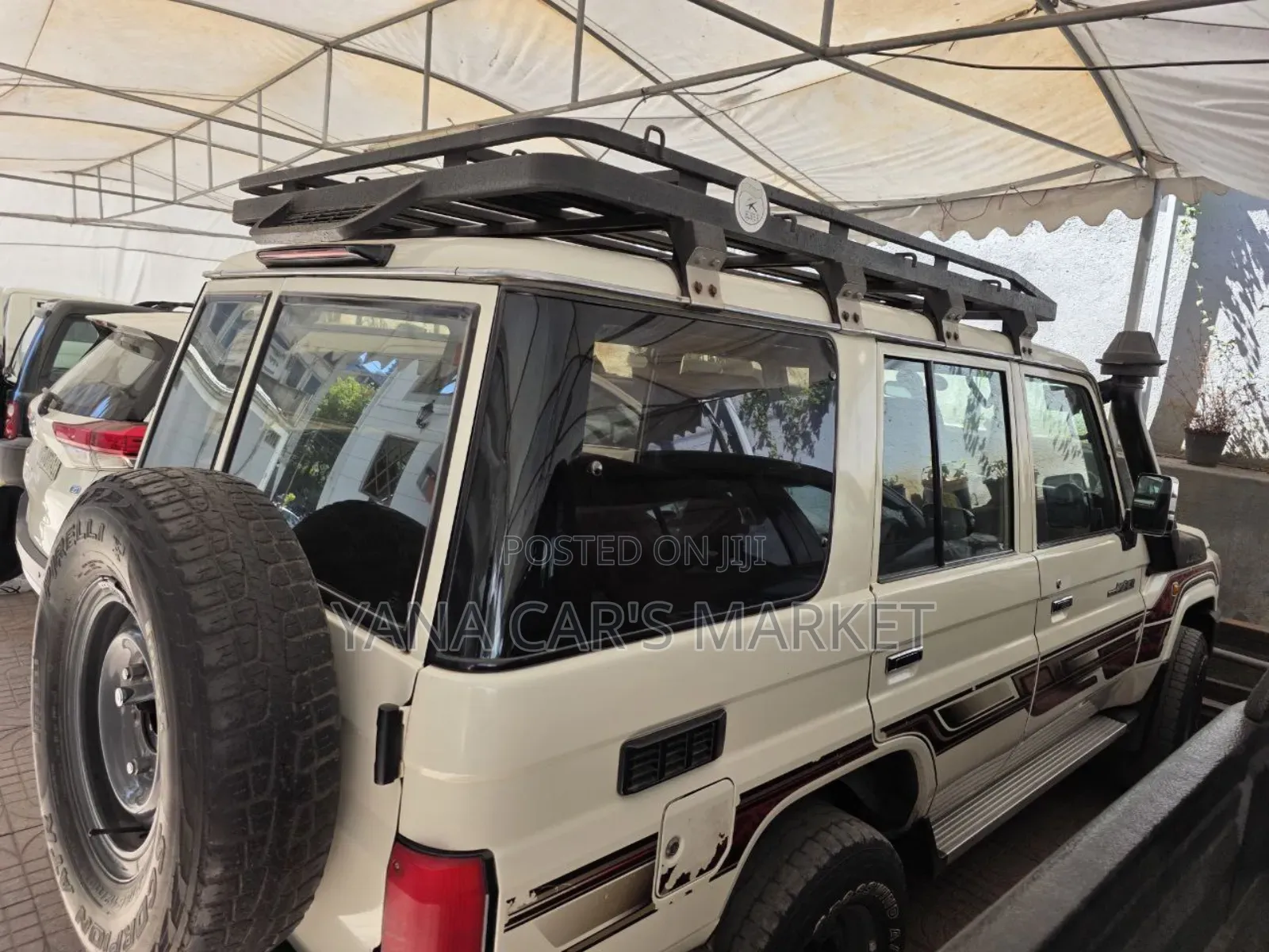 Toyota Land Cruiser 2015 White