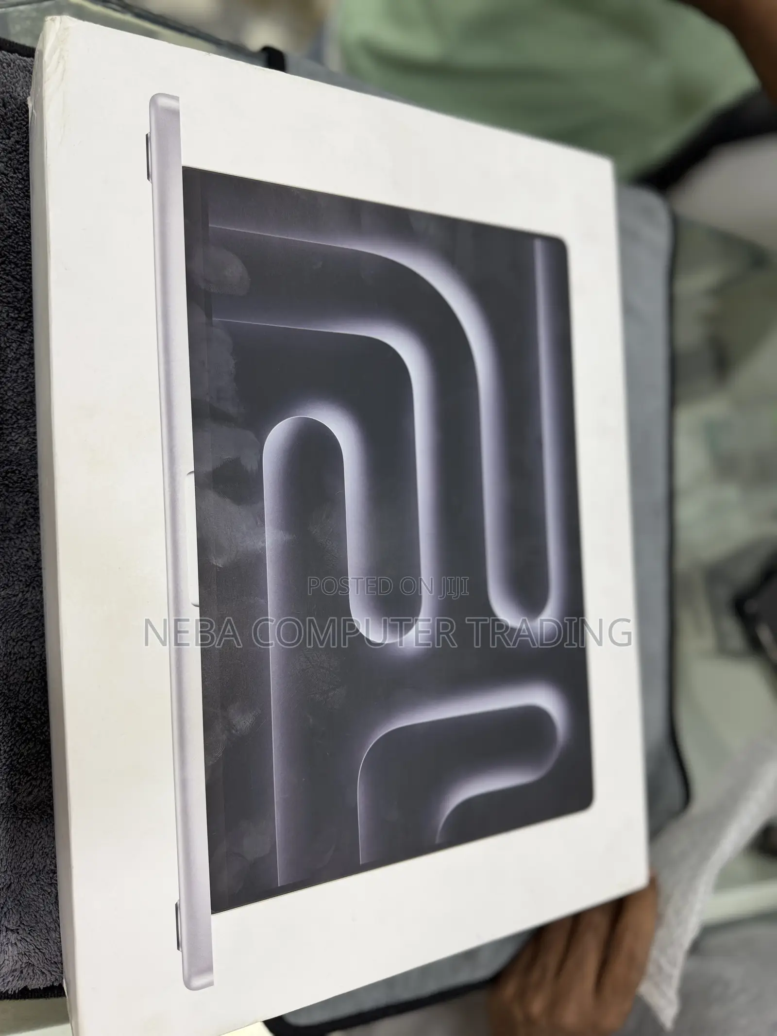 New Apple MacBook Pro 2023 M3 Pro 16-inch 36GB Apple M3 Pro SSD 512GB