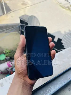 Apple iPhone XR 64 GB Black