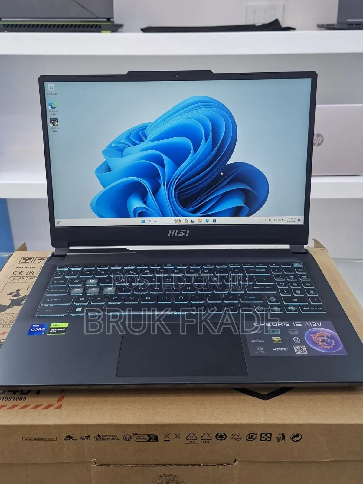 New Laptop MSI Cyborg 15 16GB Intel Core i7 SSD 1T