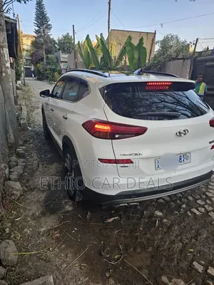 Hyundai Tucson Sport FWD 2020 White