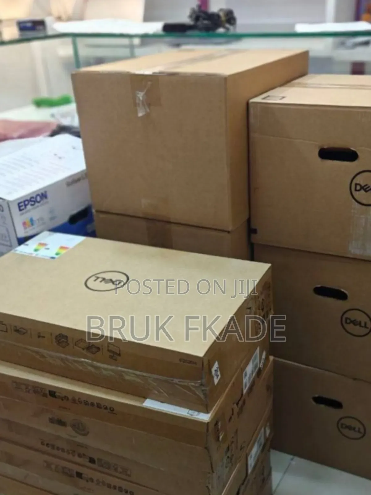 New Laptop Dell Latitude 13 7370 8GB Intel Core i5 SSD 512GB