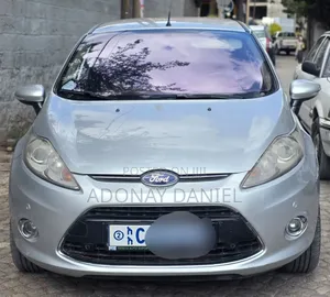 Ford Fiesta SE Hatchback 2012 Silver