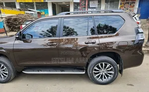 Toyota Land Cruiser 2023 Brown