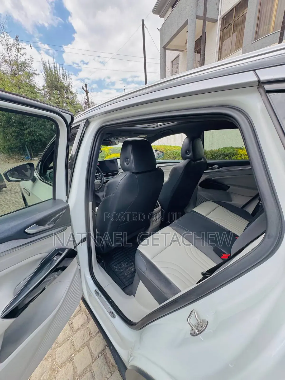 Volkswagen ID.4 2022 White