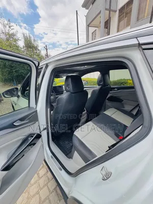 Volkswagen ID.4 2022 White