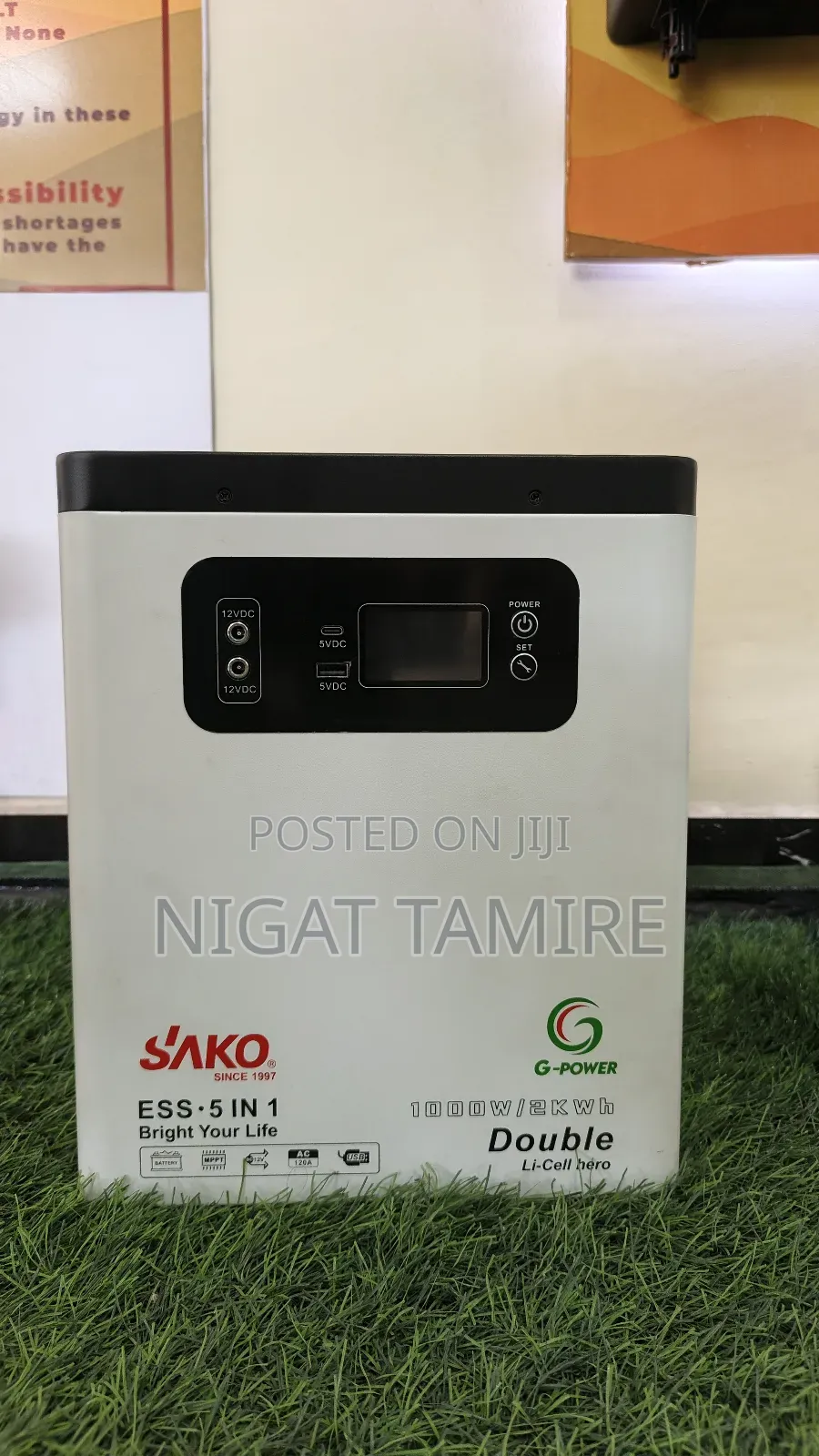 Portable All in One Lithium Ion Battery and Inverter