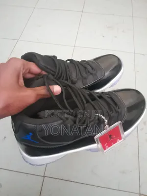 Air Jordan 11