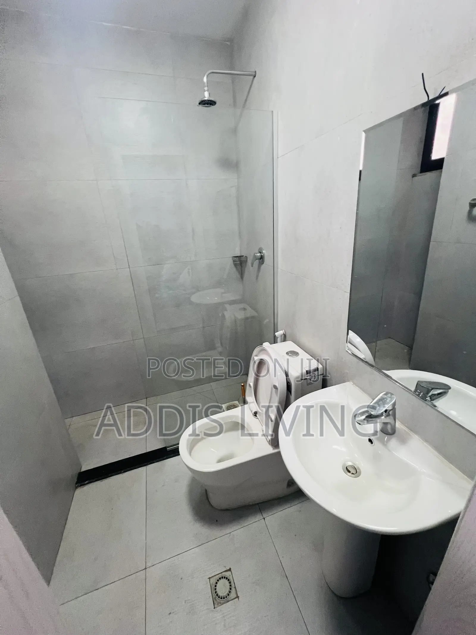 Furnished 2bdrm Apartment in Bole for rent