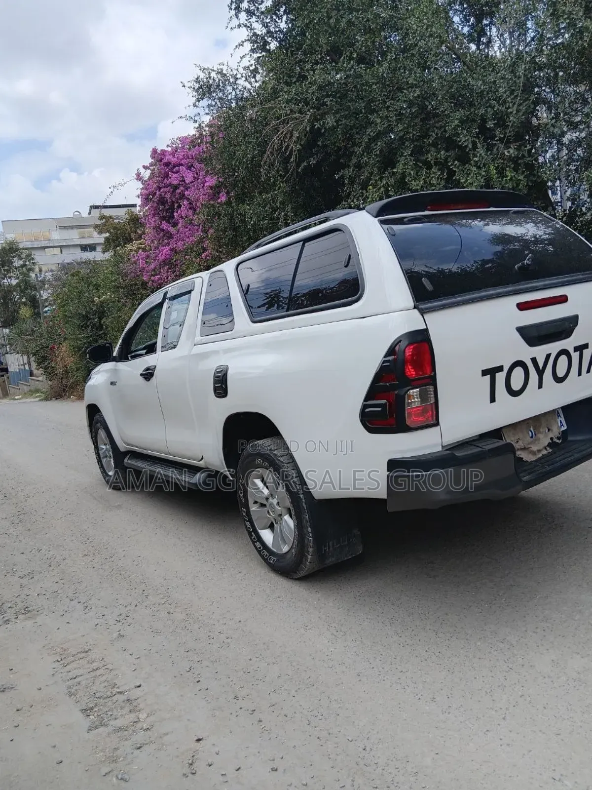 Toyota Hilux 2019 White