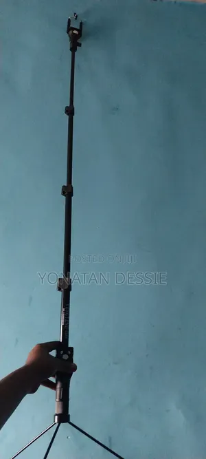 Yunteng Yt-1288 Bluetooth Selfie Stick / Tripod