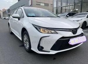 Toyota Corolla 2022 White