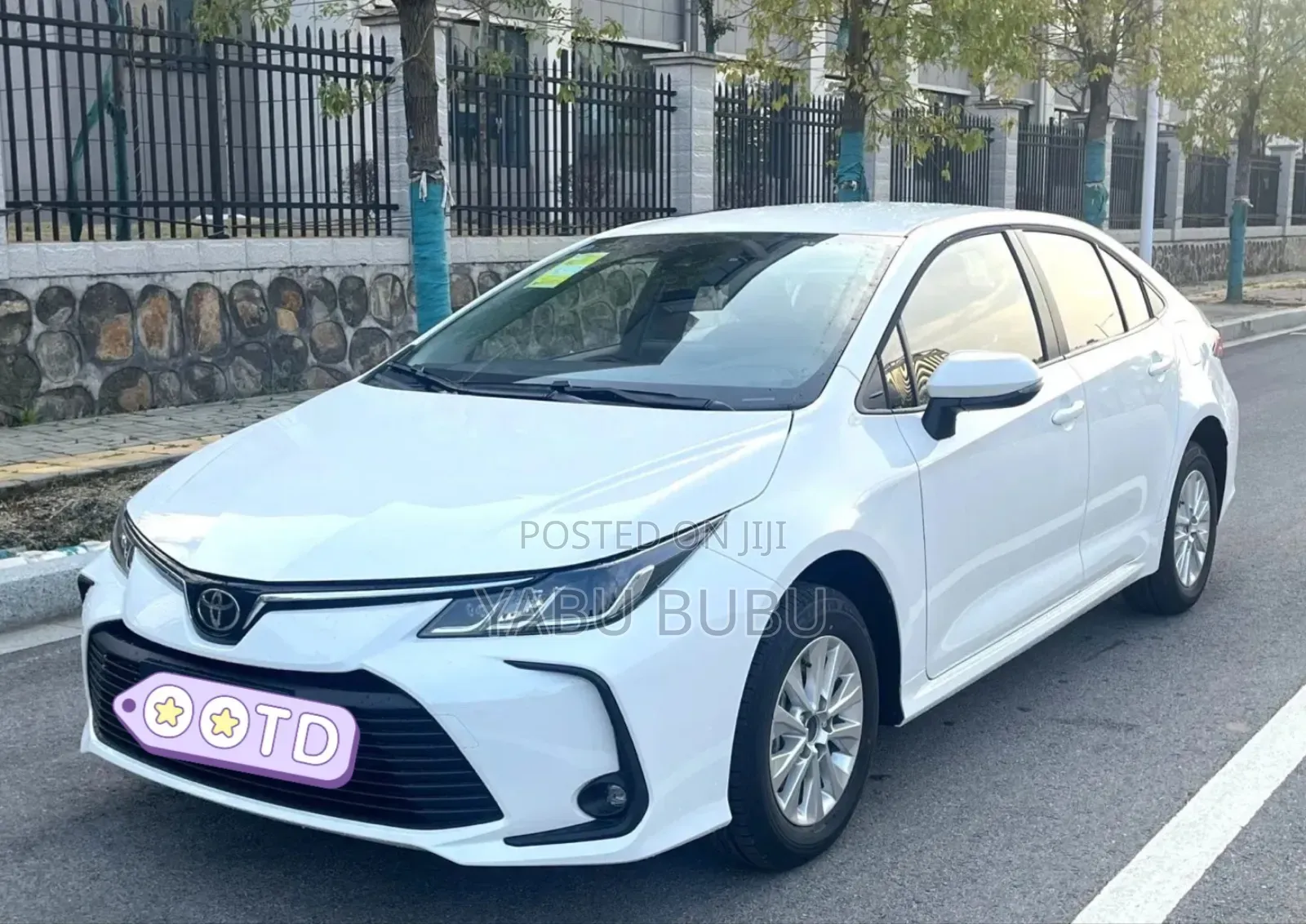 Toyota Corolla 2022 White