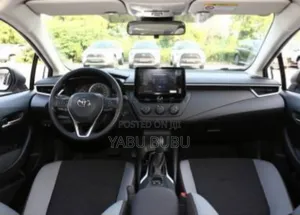 Toyota Corolla 2022 White