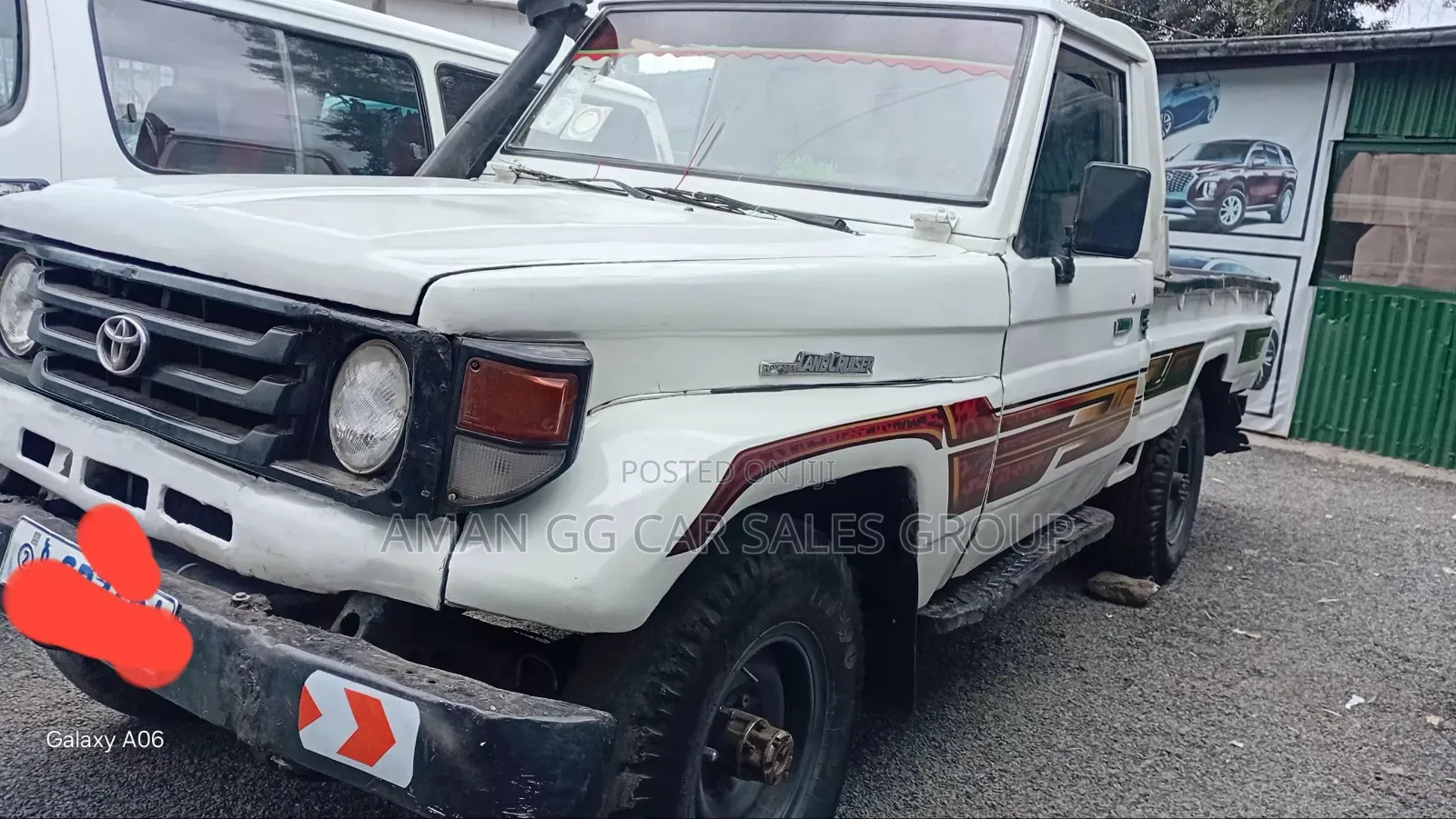 Toyota Land Cruiser 1998 White