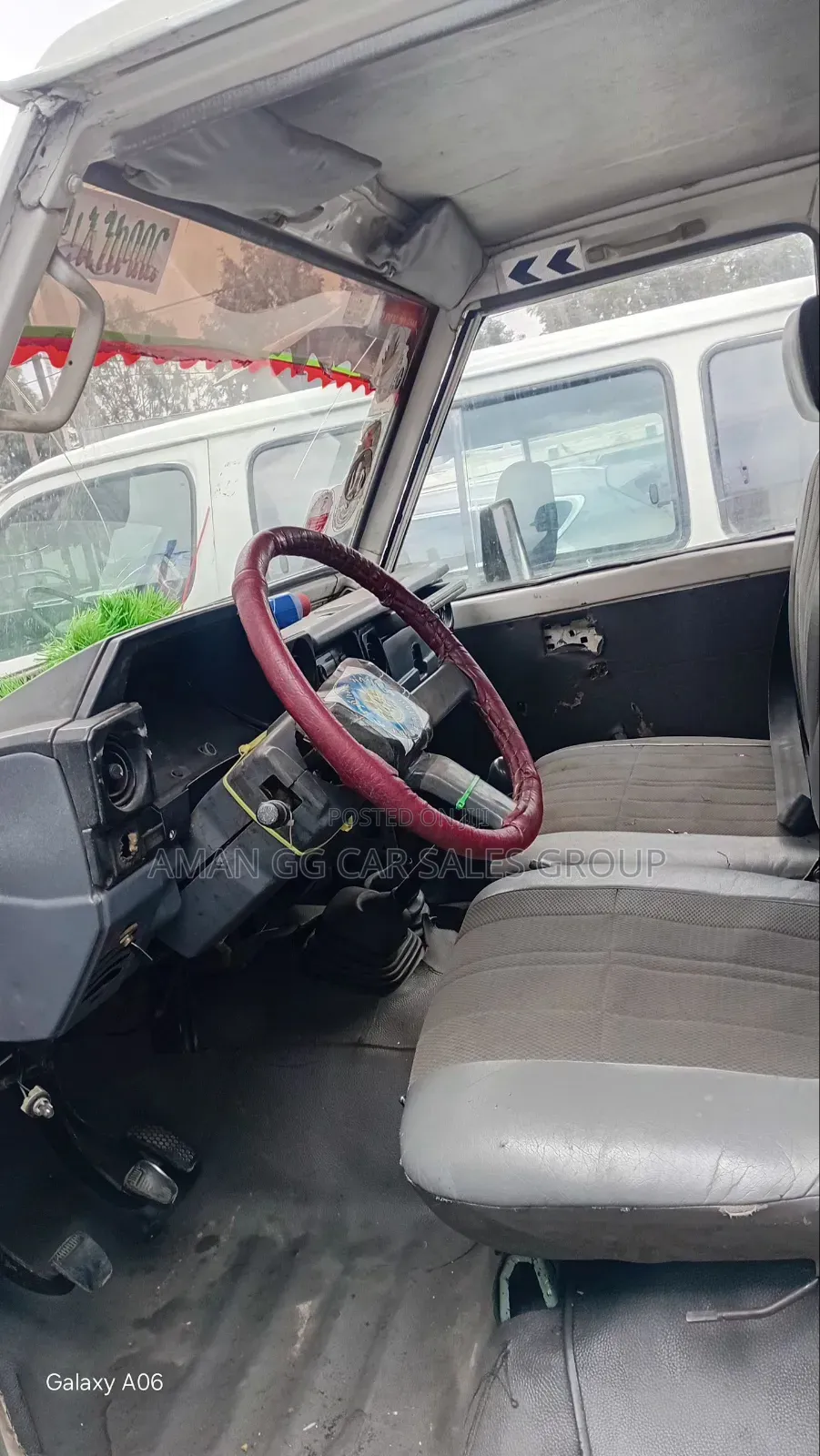 Toyota Land Cruiser 1998 White