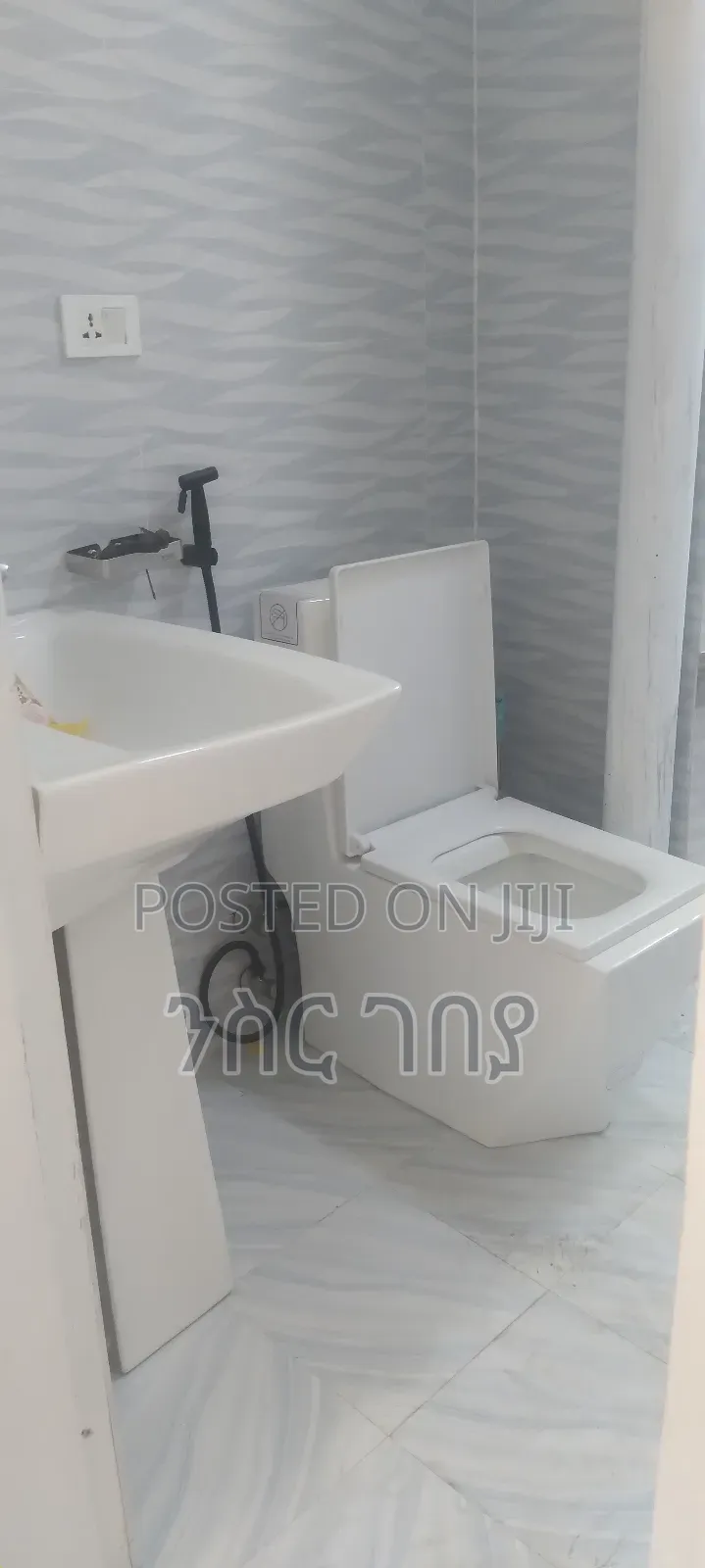 Furnished 3bdrm Condo in Ayat 49, Yeka for rent