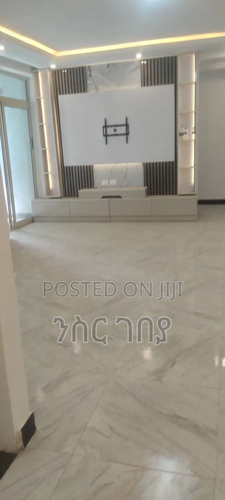 Furnished 3bdrm Condo in Ayat 49, Yeka for rent