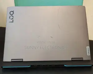 New Laptop Lenovo LOQ 15ARP9 8GB Intel Core i5 SSD 1T