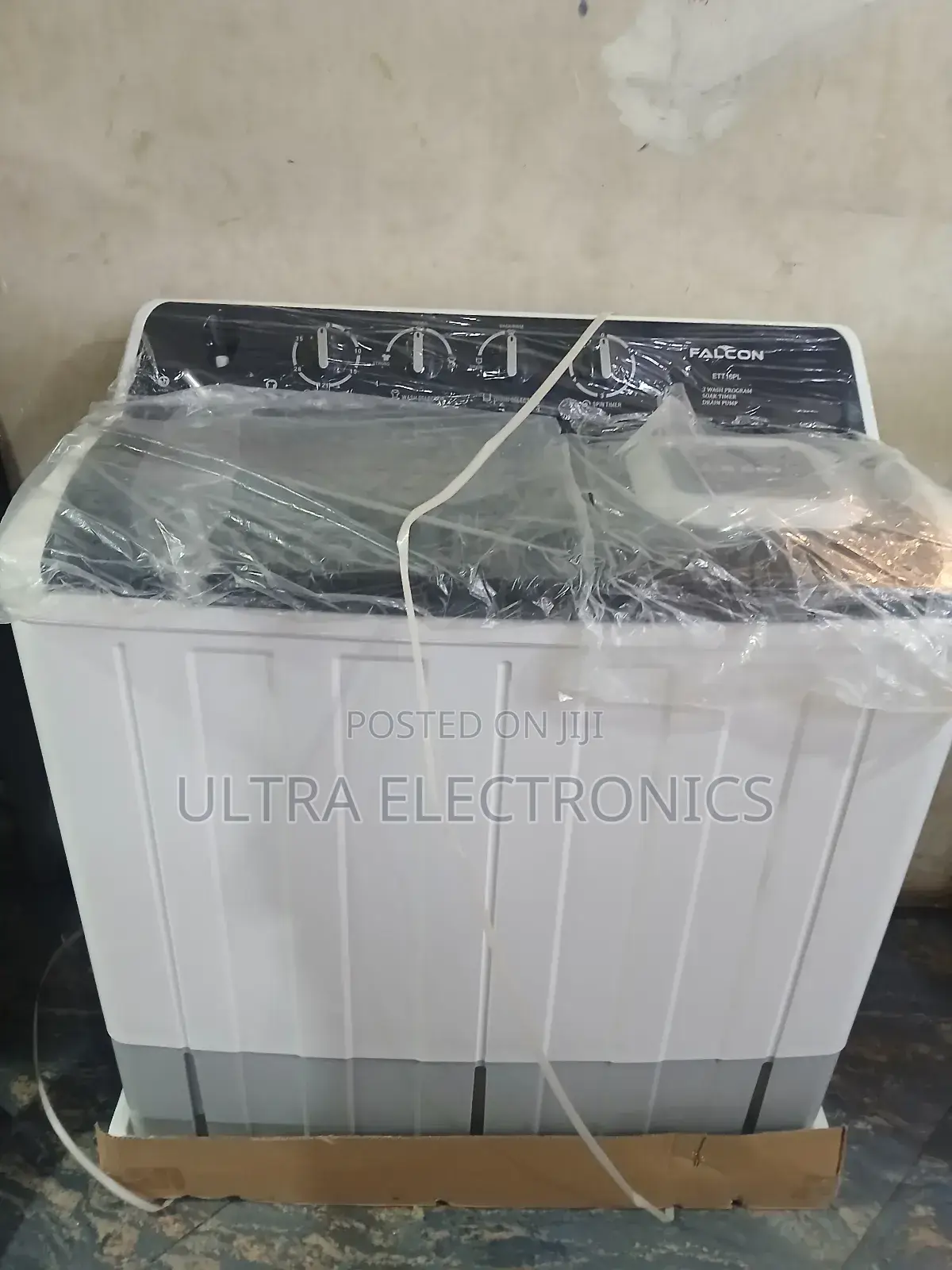Falcon 16kg Semi-Automatic Twin Tub Washing Machine.