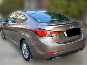 Hyundai Elantra 2015 Brown